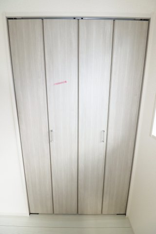 郡山市芳賀３丁目　　　７号棟　　　芳賀小学校、郡山第４中学区の収納