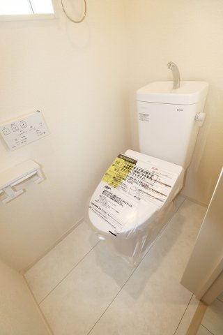 郡山市芳賀３丁目　　　７号棟　　　芳賀小学校、郡山第４中学区の居間・リビング|※同社施工例