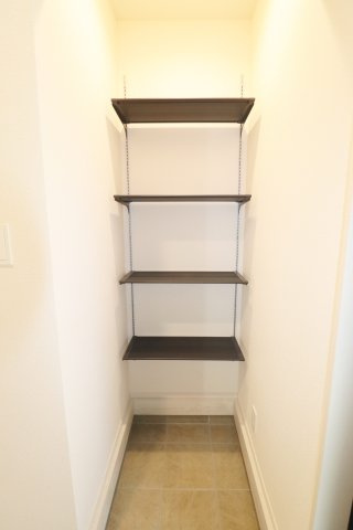 郡山市芳賀３丁目　　　７号棟　　　芳賀小学校、郡山第４中学区の収納