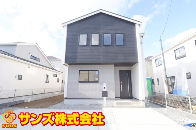 郡山市芳賀３丁目　　　７号棟　　　芳賀小学校、郡山第４中学区の外観|北東側から見た駐車場を含む外観