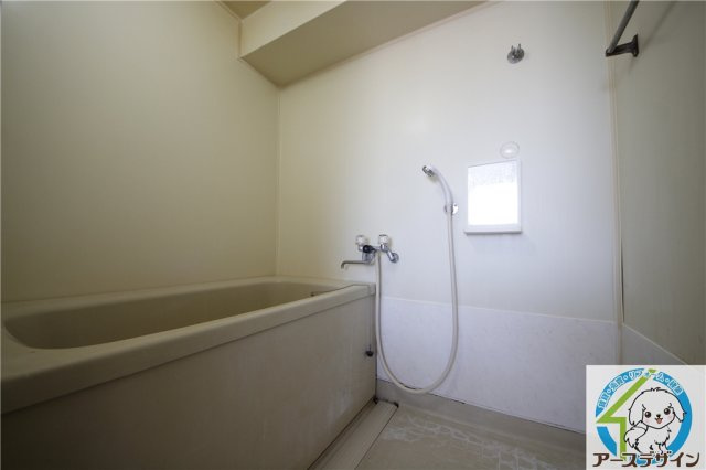 岸本マンションの浴室