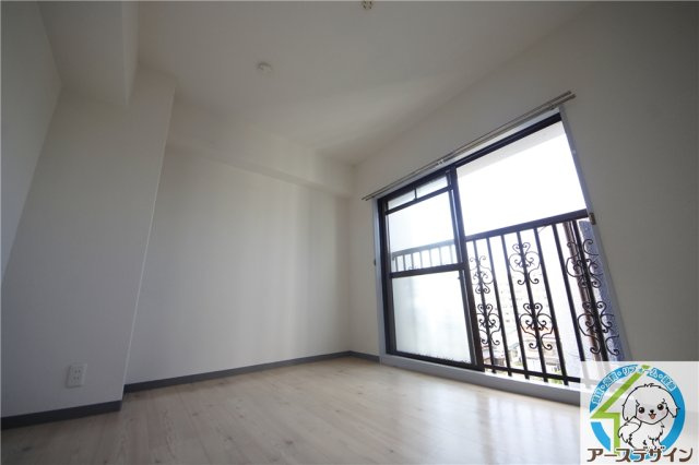 岸本マンションの寝室