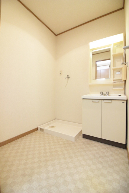 ビューカトレアの洗面所|広い洗面スペースです★