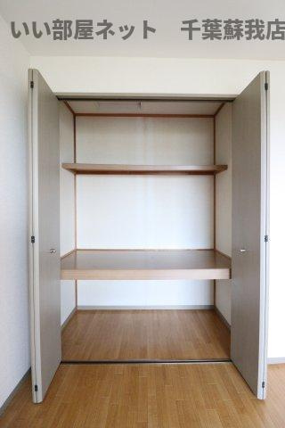 サバーブトリプルの収納|収納豊富です