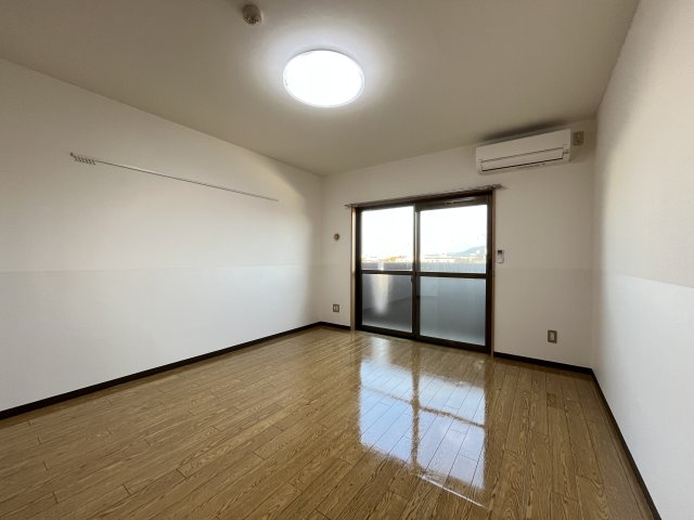 スカイマンションBの居間・リビング