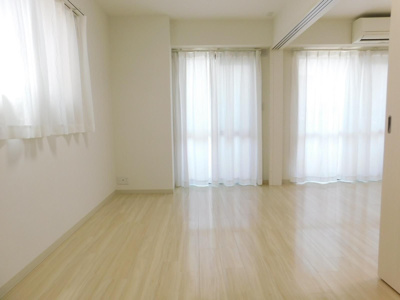 【寝室】 | ハートフル医大前