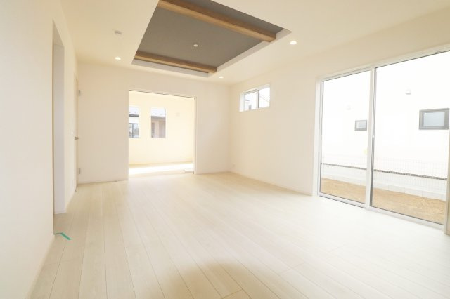 郡山市芳賀３丁目　　　８号棟　　　芳賀小学校、郡山第４中学区の居間・リビング|※同社施工例