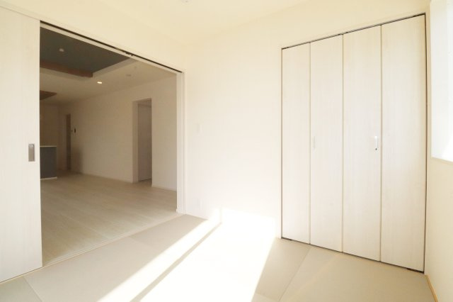 郡山市芳賀３丁目　　　８号棟　　　芳賀小学校、郡山第４中学区のキッチン|※同社施工例