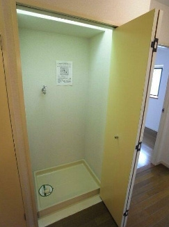 【設備】 | アステール荻窪 | 室内洗濯機置き場。