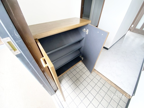 キャッスルカネコの玄関|シューズボックスです！！