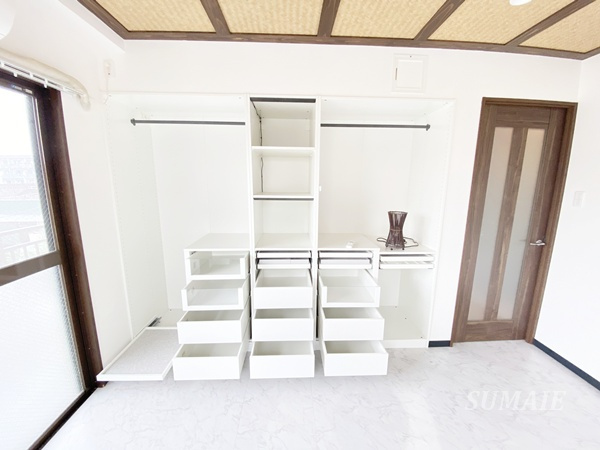 キャッスルカネコの収納|収納仕切りがたくさんあります