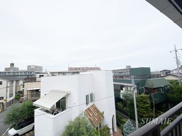 キャッスルカネコの展望|バルコニーからの景色になります！！