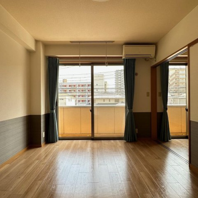 【寝室】 | ハートフル医大南