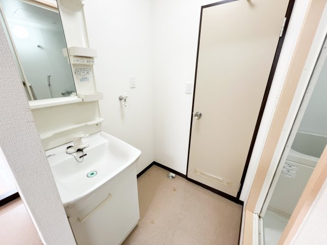 タウニー塩田町の洗面所