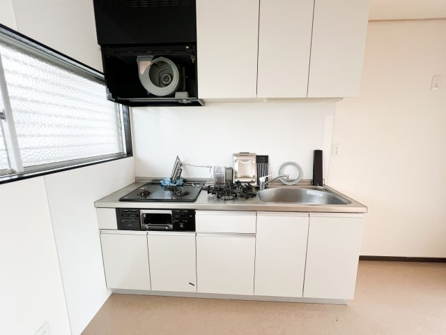 タウニー塩田町のキッチン