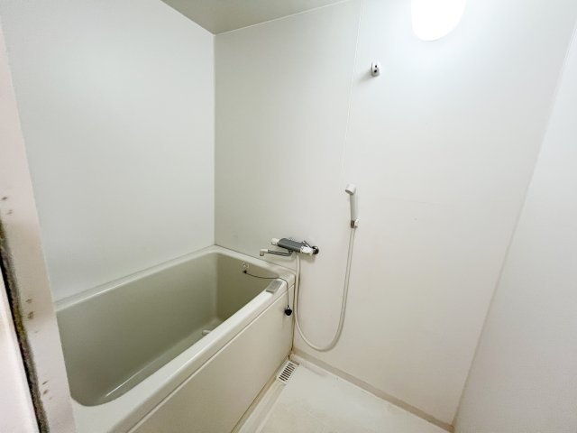 タウニー塩田町の浴室