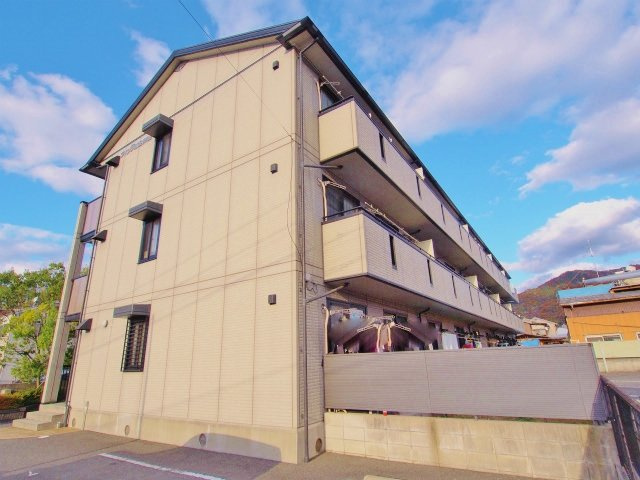 ウイングMISAWA　IIIの外観