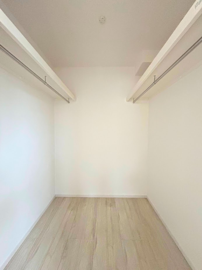 戸塚区名瀬町　新築戸建ての収納|◆大容量のウォークインクローゼットがあれば、室内にタンスなどを置かなくて済み、室内がスッキリします！
