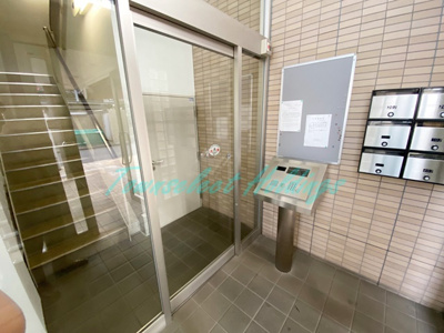 【エントランス】 | クラフトリー | 清潔感のあるエントランスです♪