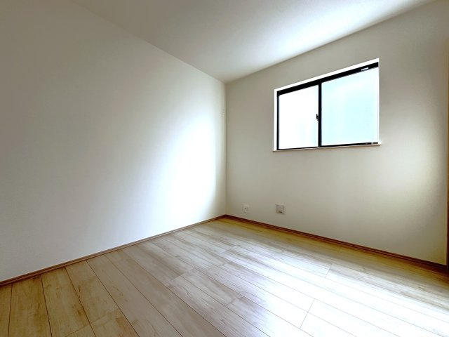 明石市西明石町２丁目新築戸建Ｂ号棟の洋室