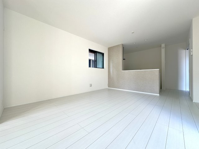 明石市西明石町２丁目新築戸建A号棟の居間・リビング