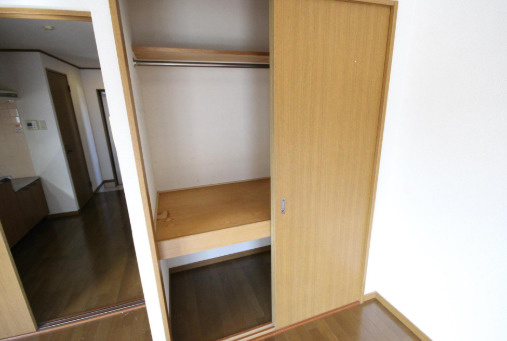 セカンドキャビンの収納|洋室にクローゼットがございます