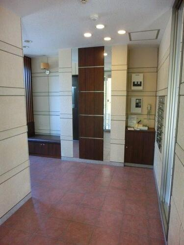 ビ・ウェル城西公園のエントランス|エントランス：エントランス（前回募集時撮影2022/5）     （2022年5月撮影）