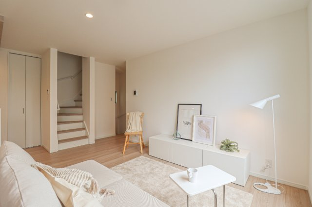 椥辻草海道町の居間・リビング