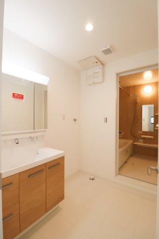 椥辻草海道町の洗面所