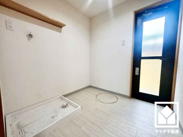 伏見区深草加賀屋敷町のランドリースペース