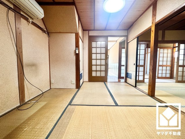 伏見区深草加賀屋敷町の居間・リビング
