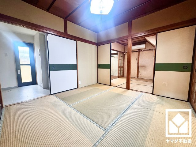 伏見区深草加賀屋敷町の居間・リビング