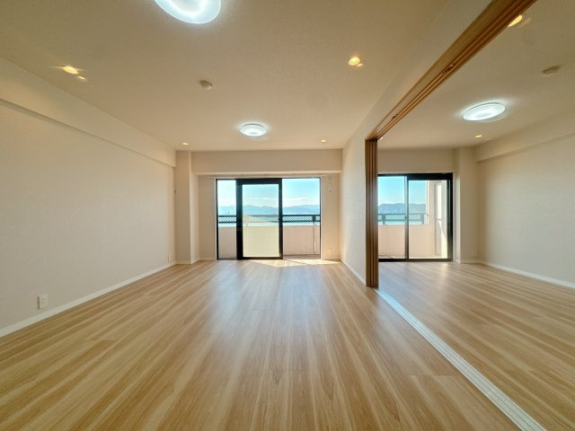 【居間・リビング】 | アンピール海の中道II☆仲介手数料無料☆