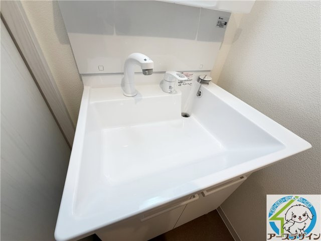 ジーメゾン明石林崎の洗面所