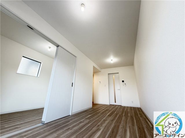 ジーメゾン明石林崎の居間・リビング