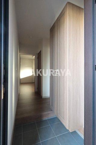 ベルメゾンⅢの玄関|2025年12月撮影。