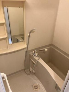 【浴室】 | プレサンス心斎橋ラヴィ | ゆったり過ごせるお風呂です