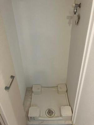 【設備】 | プレサンス心斎橋ラヴィ | 洗濯機置き場です