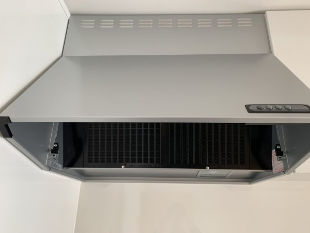 【キッチン】 | サンシャイン大橋 | 汚れが気になりがちなレンジフードも新品に交換済みです