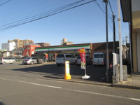 ファミリーマート新狭…まで399m