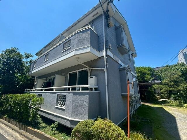 横浜市金沢区六浦東1丁目のアパートの画像