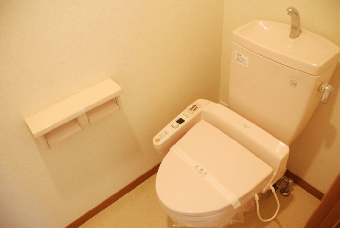 アヴァンセーヌ西新のトイレ