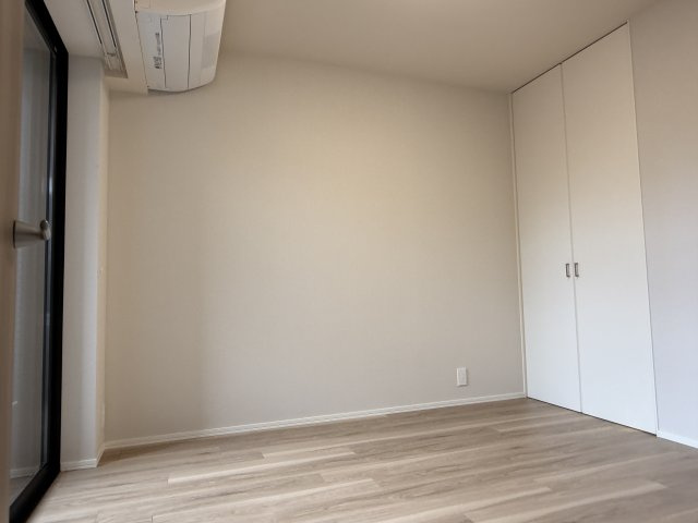 Ｌｅ　Ｌｉｅｎの寝室