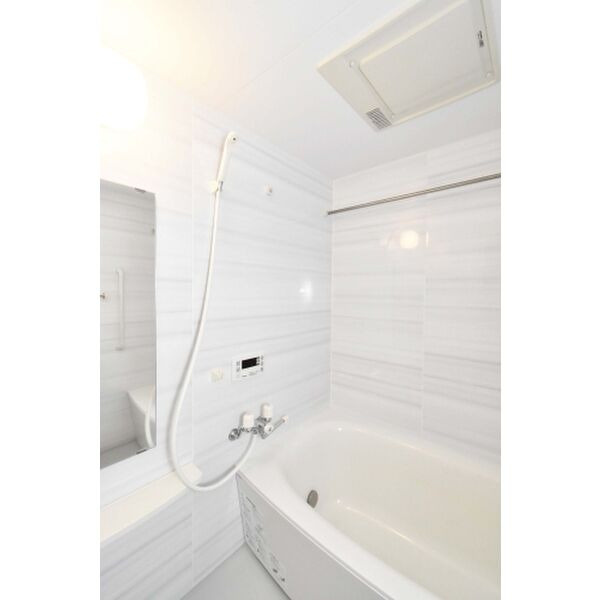 アルページュ西新の浴室