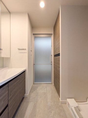 グランド・サンリヤン西新の内装