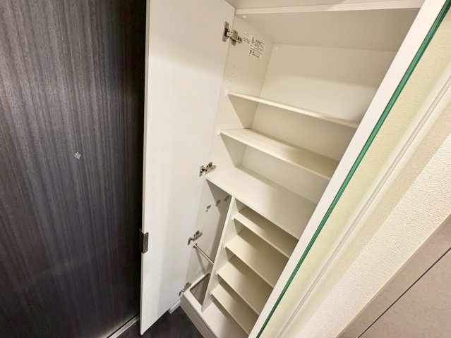 プレサンス千種駅前レガートの収納