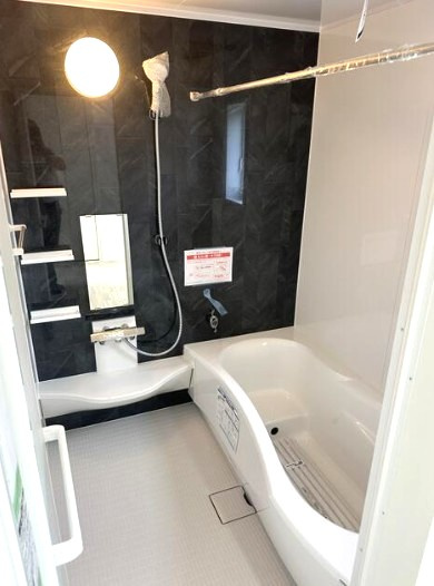 香美市土佐山田町2丁目（新築戸建）の浴室|日々の疲れを癒すお風呂付です