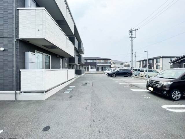 シエルの駐車場