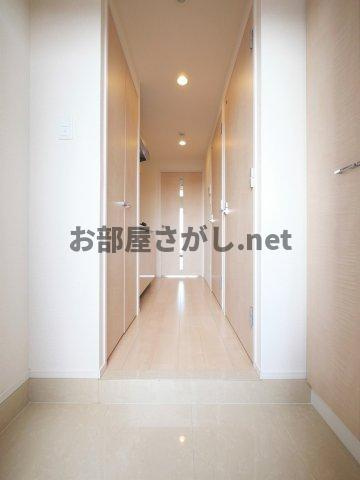 ハーモニーレジデンス東京アーバンスクエア#002【ペットOKのデザイナーズ／11月下旬入居可】の玄関|内装もきれいです