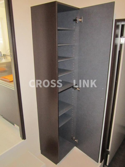 【玄関】 | Grandtic エルドラード | 同アパート別号室の画像です